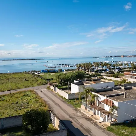 Sunrise In With Private Parking And Air Conditioning * Porto Cesareo