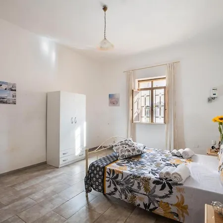 Sunrise In With Private Parking And Air Conditioning Holiday home Porto Cesareo
